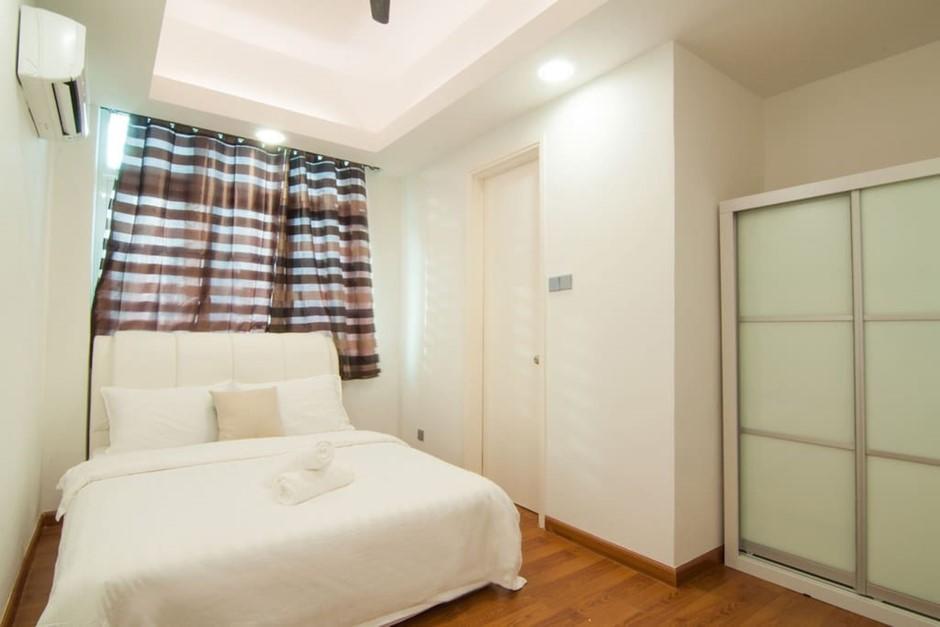 Sunset Seaview Vacation Condos @ Crystal Condo Kota Kinabalu Bagian luar foto