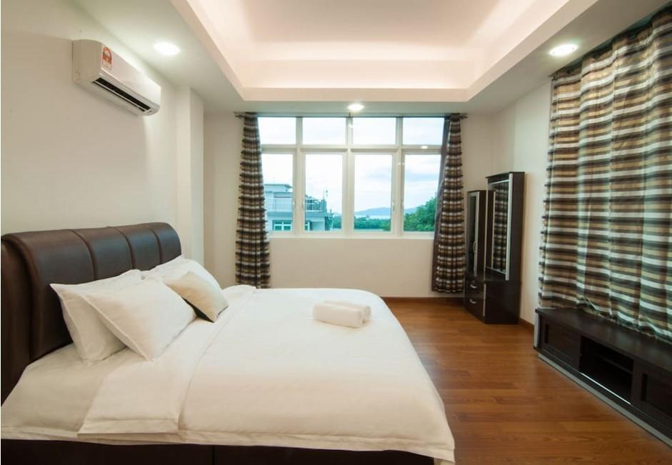 Sunset Seaview Vacation Condos @ Crystal Condo Kota Kinabalu Bagian luar foto